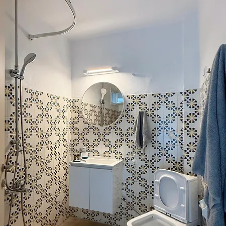 Mini Apt. * Эпаноми